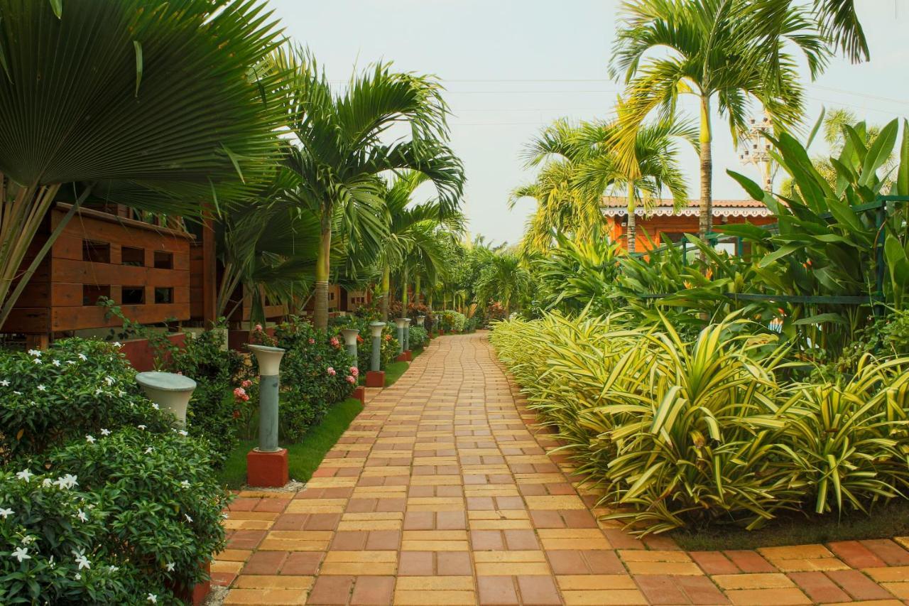 Grand Vatika Resort Arambol Ngoại thất bức ảnh