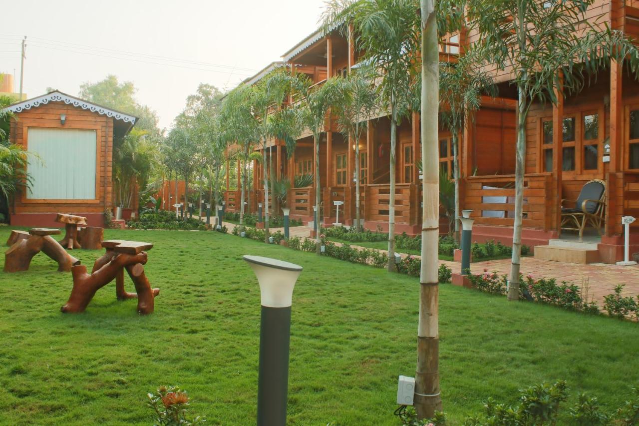 Grand Vatika Resort Arambol Ngoại thất bức ảnh