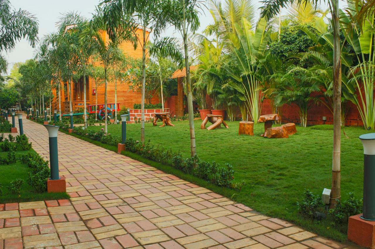 Grand Vatika Resort Arambol Ngoại thất bức ảnh