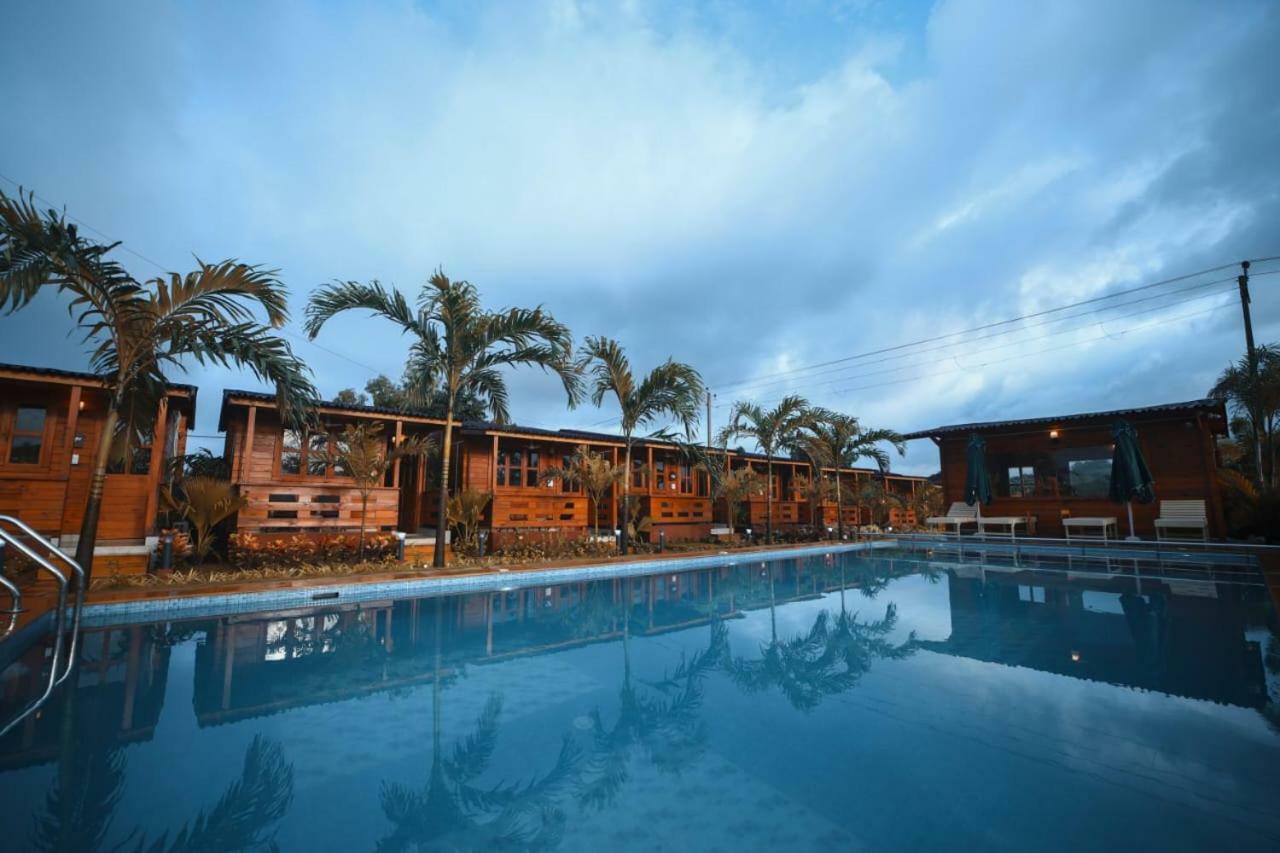 Grand Vatika Resort Arambol Ngoại thất bức ảnh