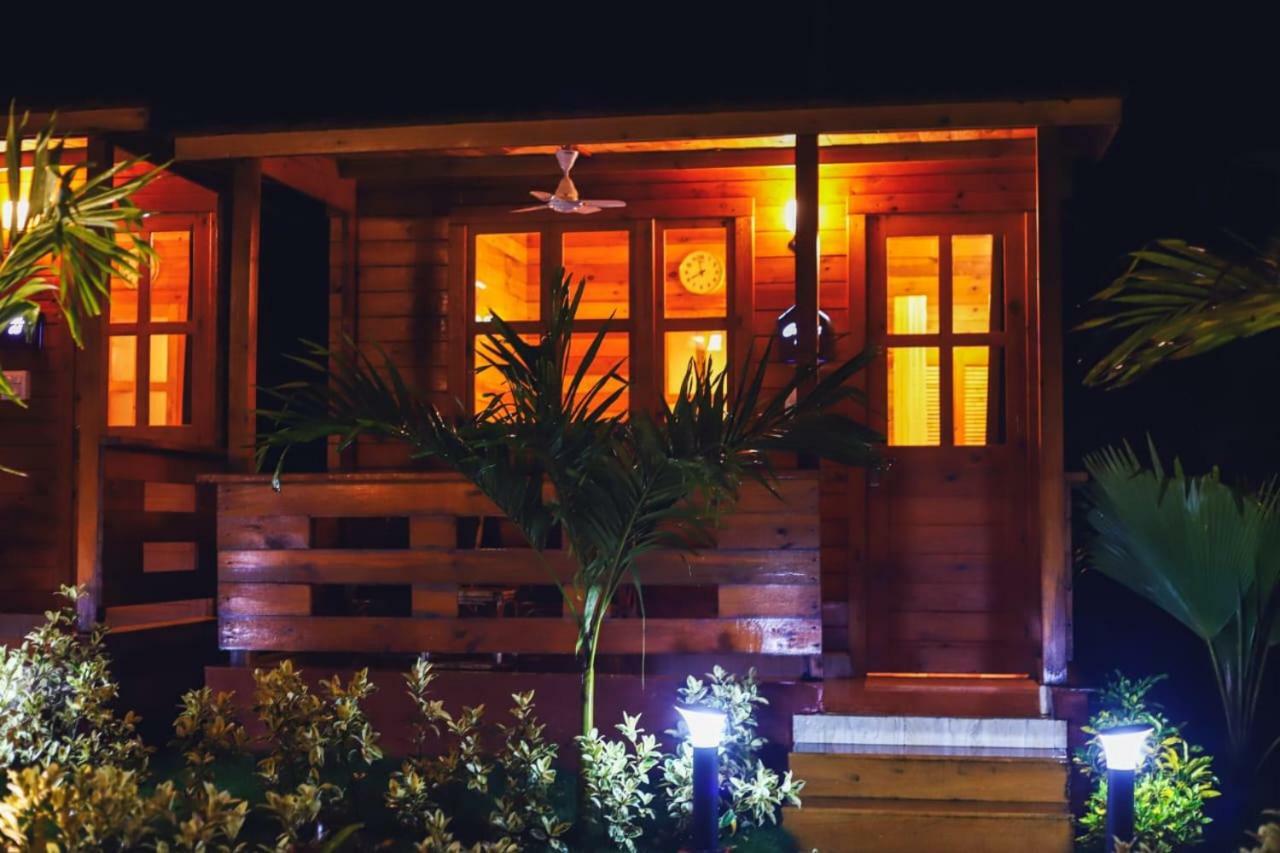 Grand Vatika Resort Arambol Ngoại thất bức ảnh