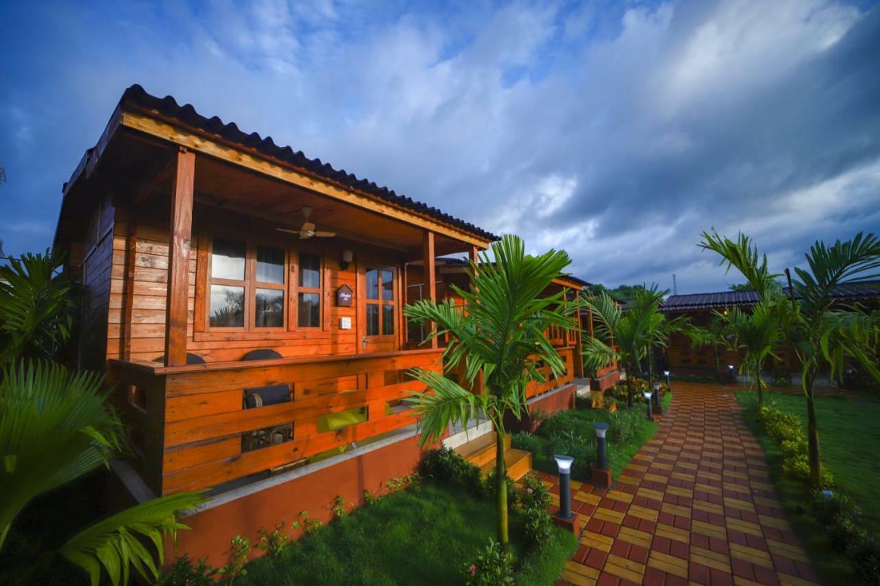 Grand Vatika Resort Arambol Ngoại thất bức ảnh