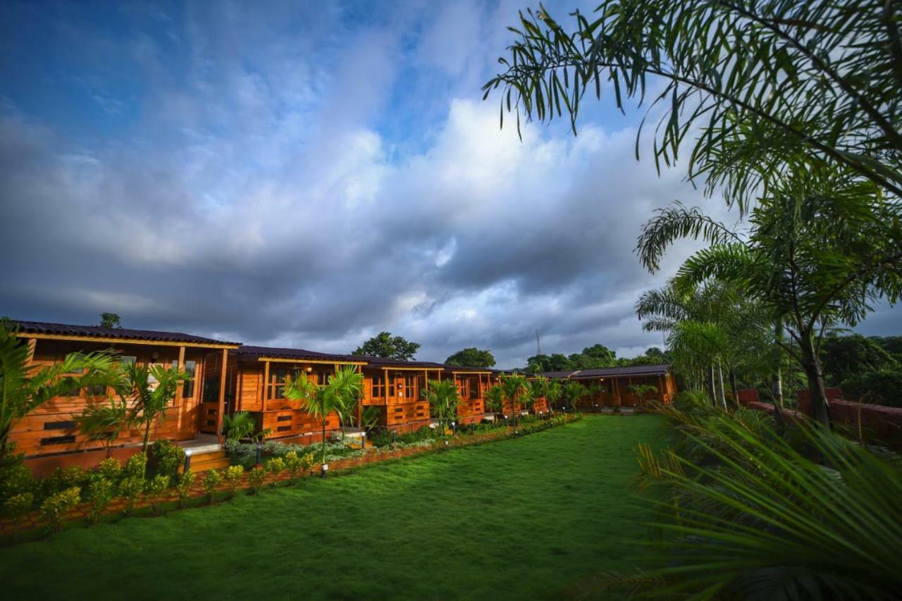 Grand Vatika Resort Arambol Ngoại thất bức ảnh