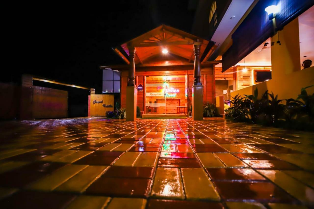 Grand Vatika Resort Arambol Ngoại thất bức ảnh
